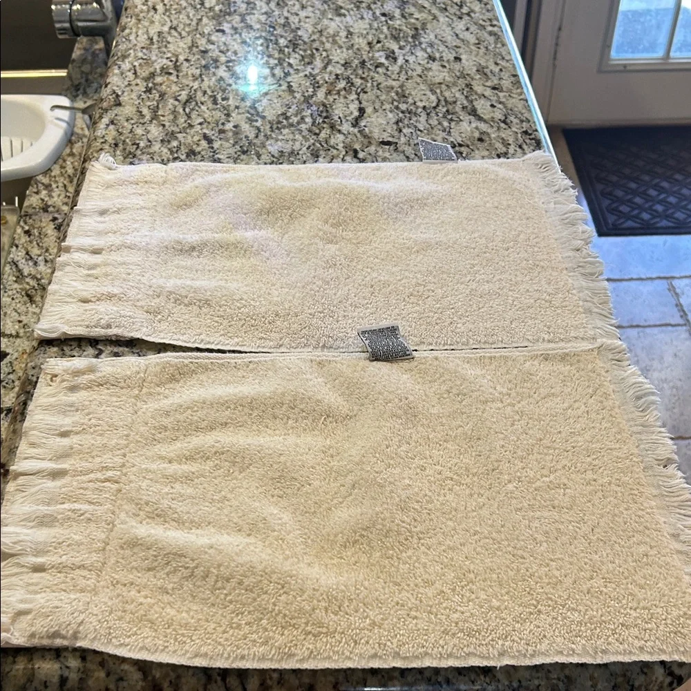 Avanti Cream Decorative Towels